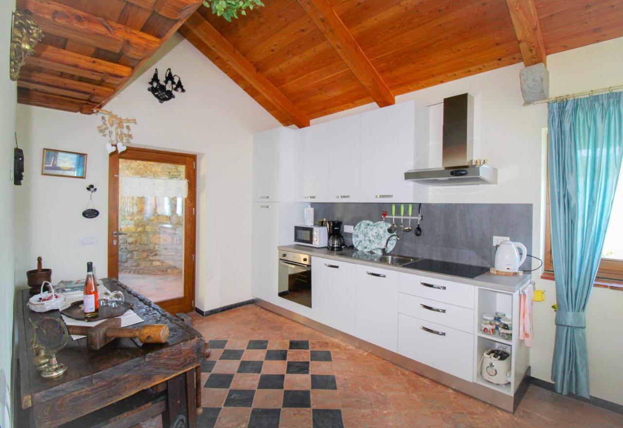 Residenza Castellum Apartment Stazzona Exterior photo